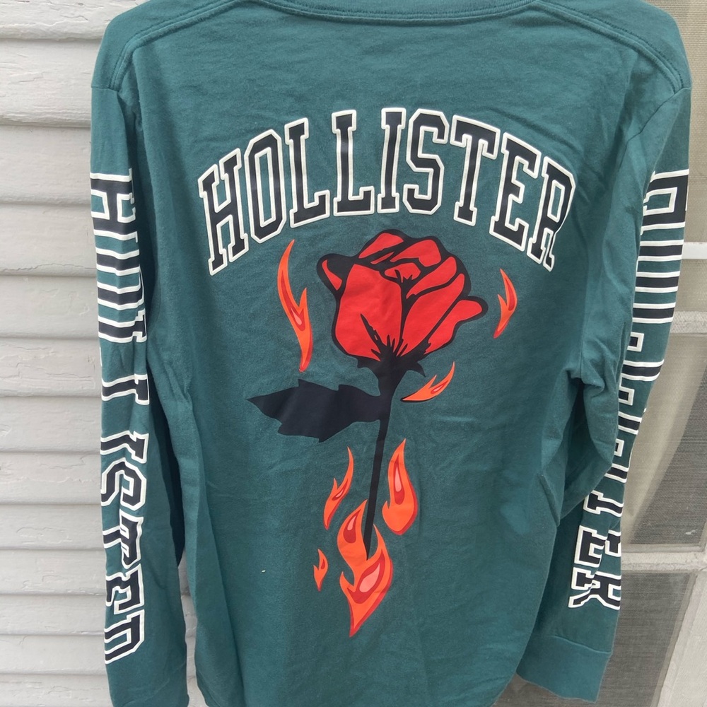 Hollister Long Sleeve Tee